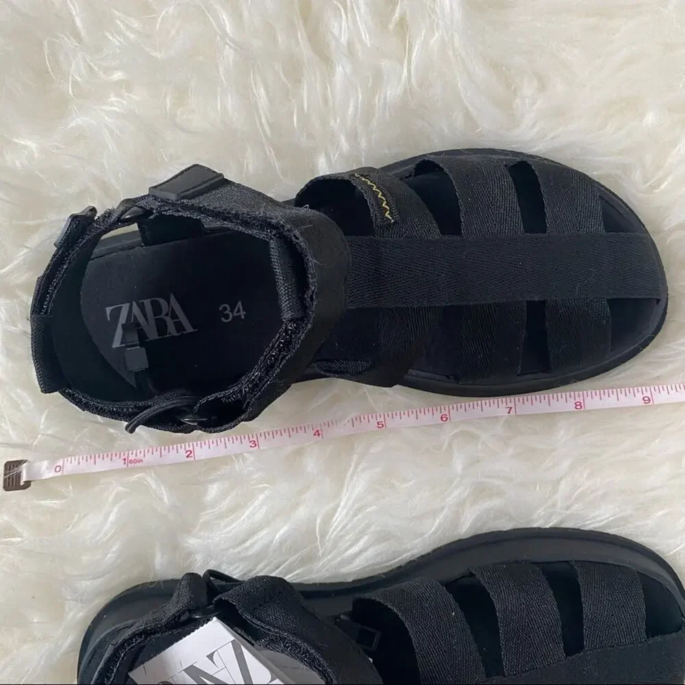 Zara NWT Kids Black Fabric Fisherman Sandals, size 2.5